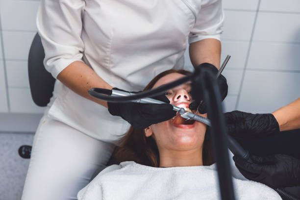 Best Weekend Emergency Dental Services in University Heights, IA